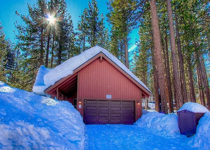 Snowshoe Chalet Cabin